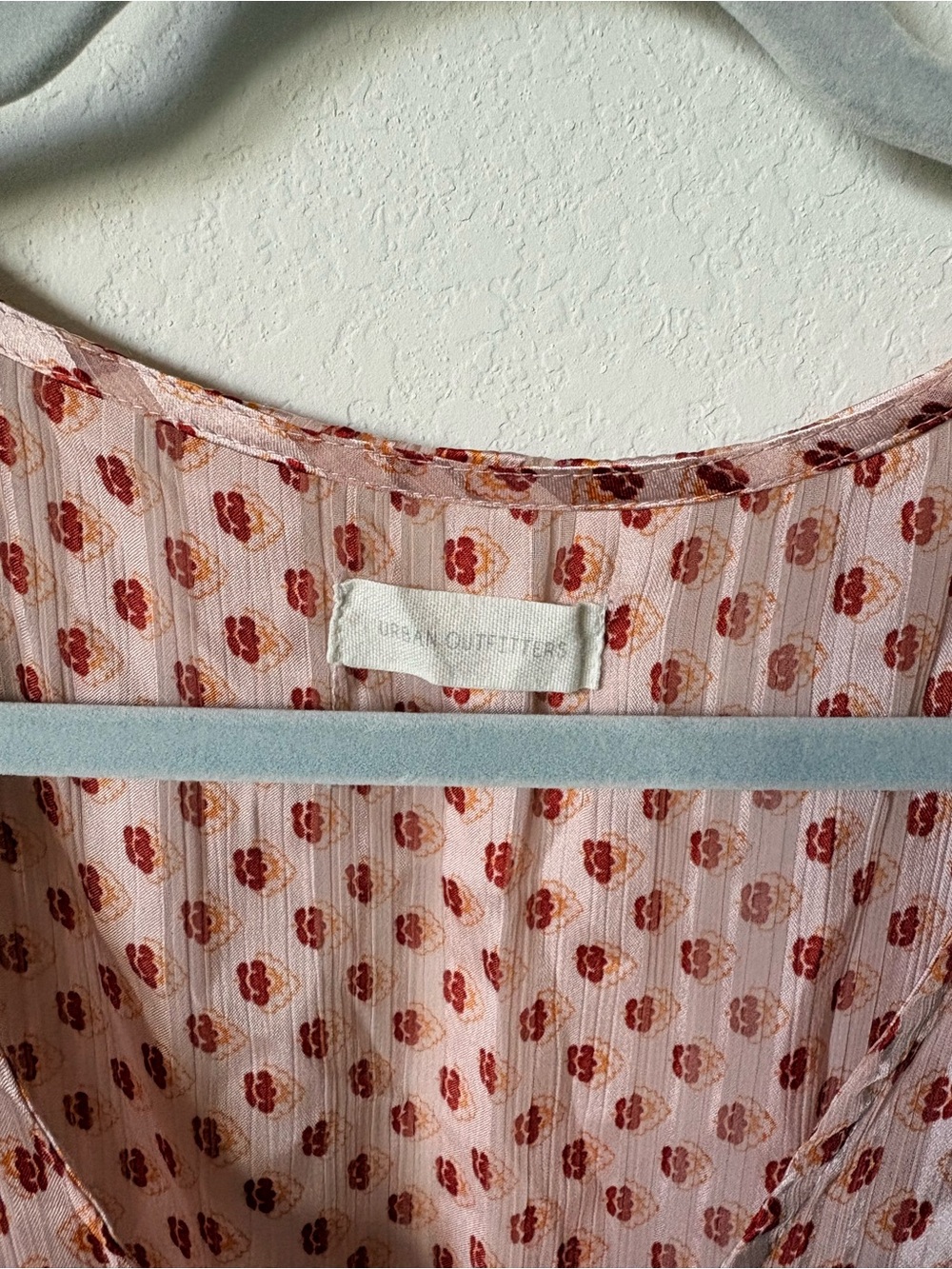 Urban Outfitters Flowy Satin Dress size M - Picture 6 of 8